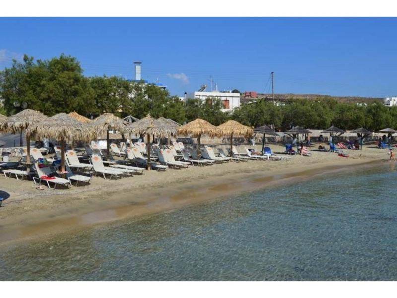 Lalari Beach Suites Vari  Exterior photo