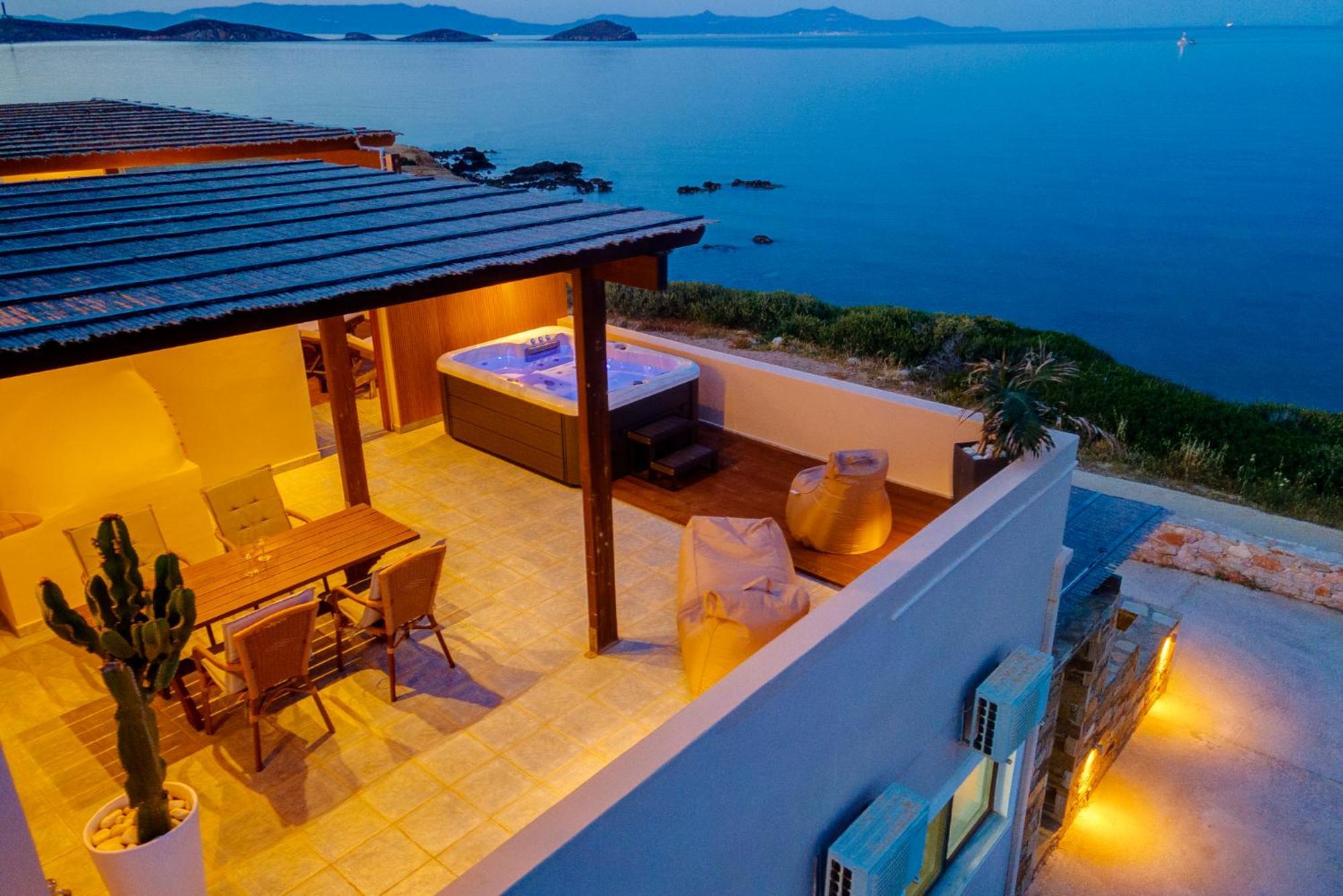 Lalari Beach Suites Vari  Exterior photo