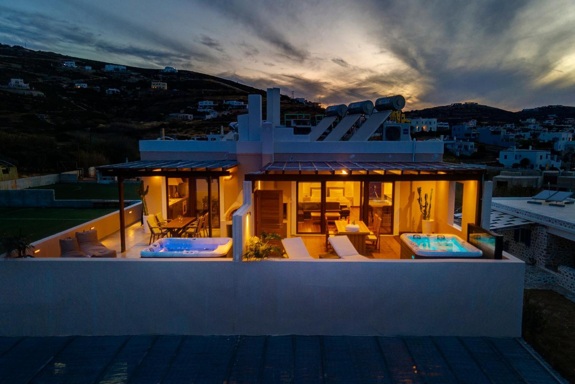 Lalari Beach Suites Vari  Exterior photo